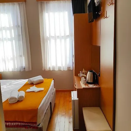 Отель Lebon Hotel Sultanahmet Стамбул