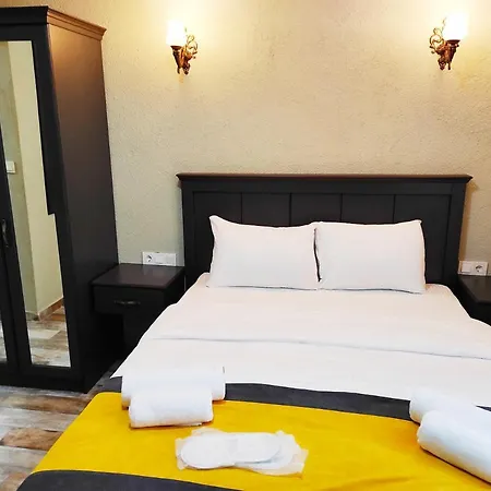 Lebon Hotel-special Class מלון