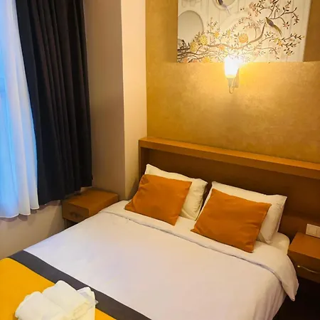 Отель Lebon Hotel Sultanahmet