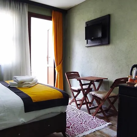 Отель Lebon Hotel Sultanahmet Стамбул