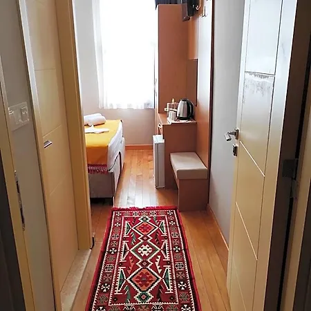 Ξενοδοχείο Lebon Hotel-special Class 3*