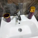 Lebon Hotel-special Class اسطنبول